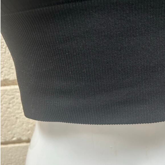 PINK Victoria’s Secret Black Active  Bra size S - Picture 5 of 8